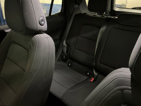 Used 2025 Chevrolet Equinox LT FWD image 34