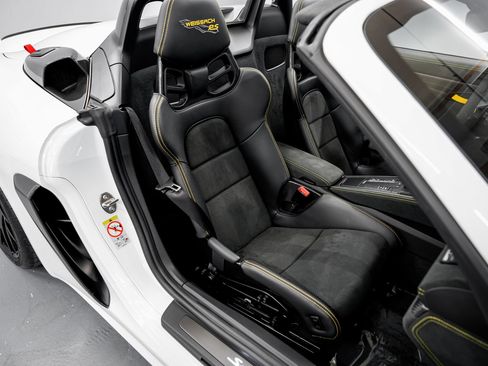Used 2024 Porsche 718 Boxster Spyder RS RWD image 26