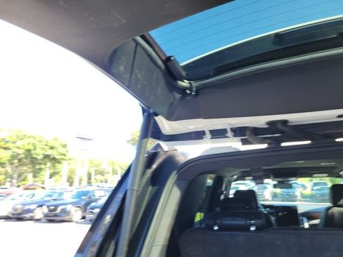 Certified 2025 GMC Yukon Denali AWD/4WD image 13