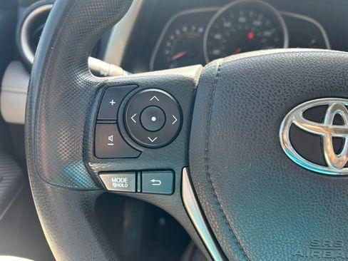 Used 2015 Toyota RAV4 XLE AWD/4WD image 21