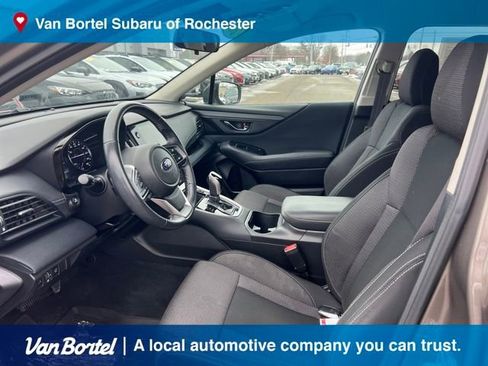 Used 2023 Subaru Outback Premium image 13