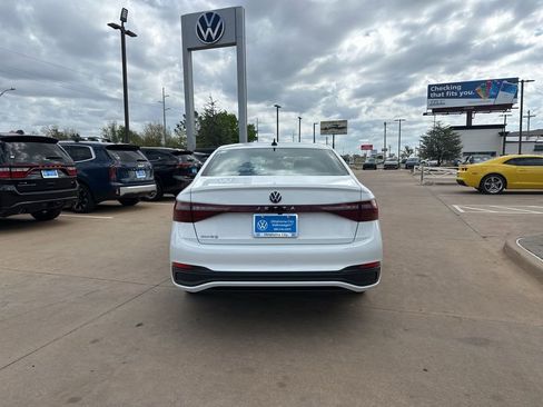 New 2026 Volkswagen Jetta Sport FWD image 6