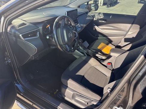 Used 2021 Toyota Corolla SE image 8