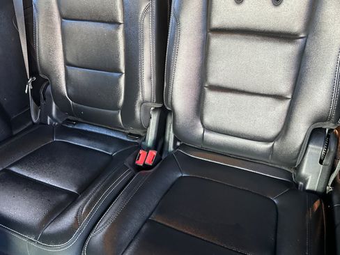 Used 2016 Ford Explorer Limited FWD image 18