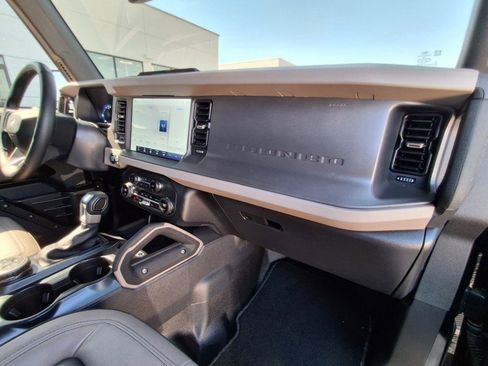 Used 2024 Ford Bronco Big Bend AWD/4WD image 14
