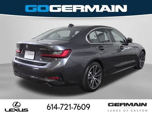 Used 2022 BMW 330i xDrive Sedan w/ Driving Assistance Package AWD/4WD image 9