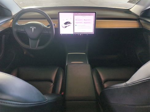 Used 2021 Tesla Model 3 Standard Range Plus image 16