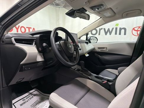 Used 2026 Toyota Corolla LE FWD image 23