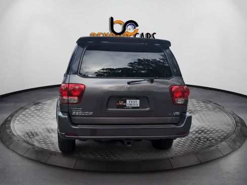Used 2006 Toyota Sequoia SR5 image 6