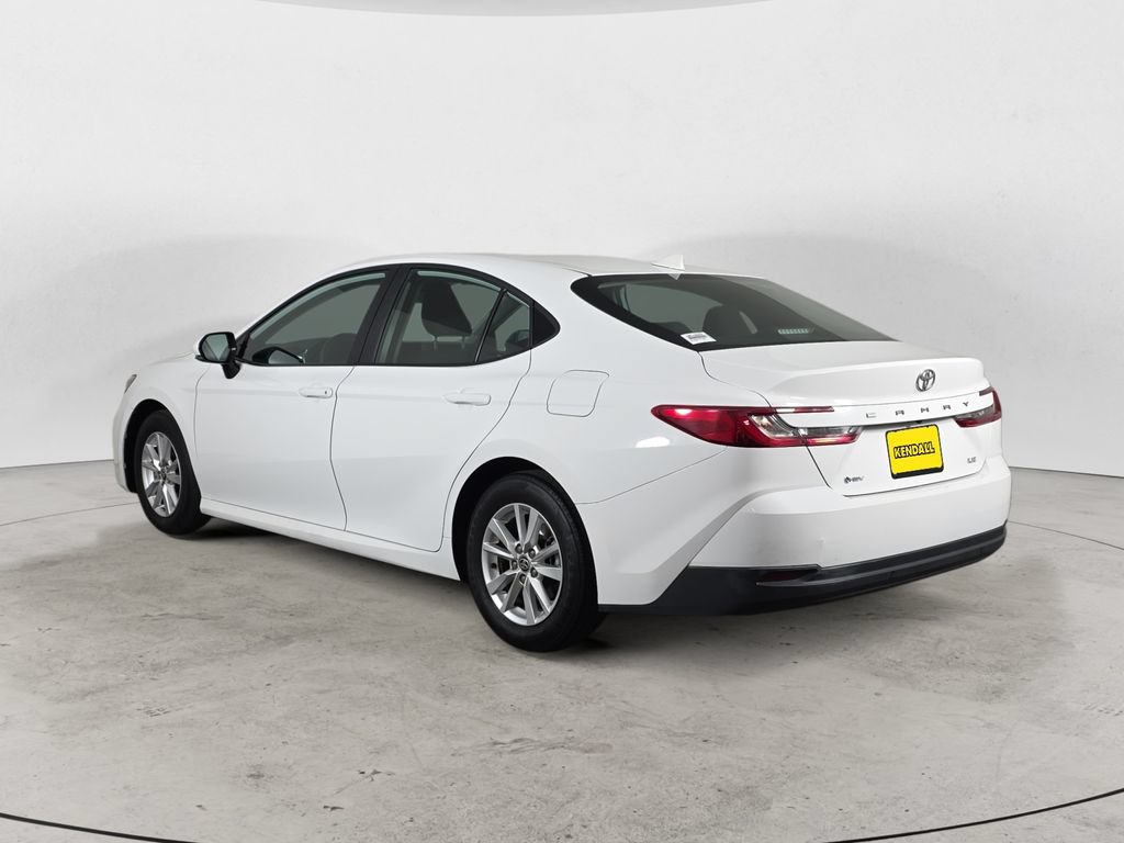 Used 2025 Toyota Camry LE FWD image 7