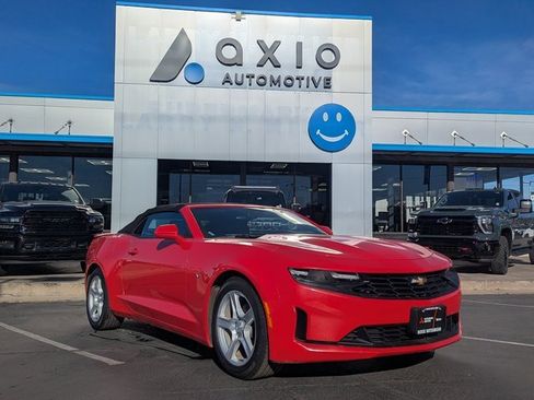 Used 2020 Chevrolet Camaro LT image 1
