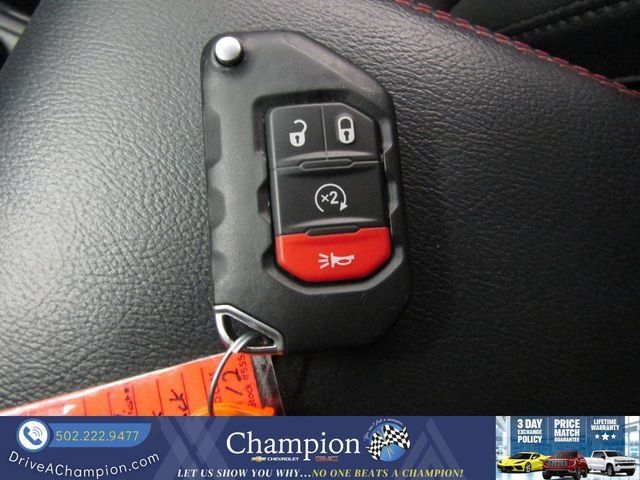 Used 2023 Jeep Gladiator Rubicon w/ LED Lighting Group AWD/4WD image 10