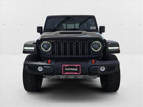 New 2025 Jeep Gladiator Mojave w/ Convenience Group image 6