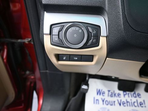 Used 2016 Ford Explorer XLT w/ Equipment Group 202A image 14