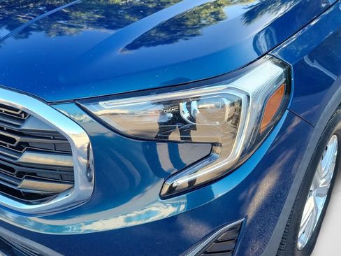Used 2020 GMC Terrain SLE FWD image 9