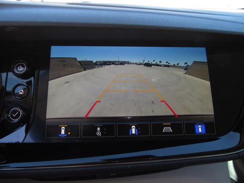 Used 2022 Buick Envision Avenir w/ Technology Package II FWD image 20