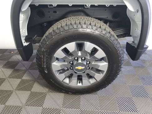 New 2026 Chevrolet Silverado 2500 Custom w/ Custom Value Package AWD/4WD image 30