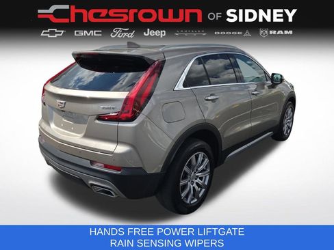 Used 2023 Cadillac XT4 Premium Luxury w/ Cold Weather Package FWD image 5