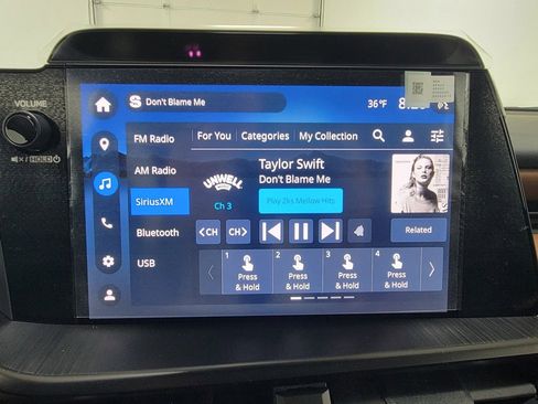 New 2026 Subaru Outback Touring XT image 13