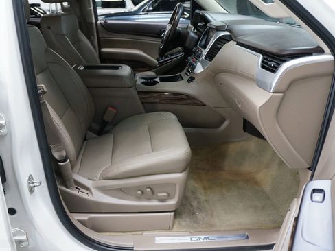 Used 2015 GMC Yukon SLT w/ Open Road Package image 29