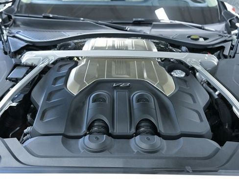 Used 2024 Bentley Flying Spur V8 AWD/4WD image 44