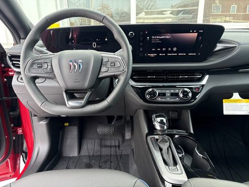 New 2026 Buick Envista Sport Touring w/ Convenience I Package FWD image 31