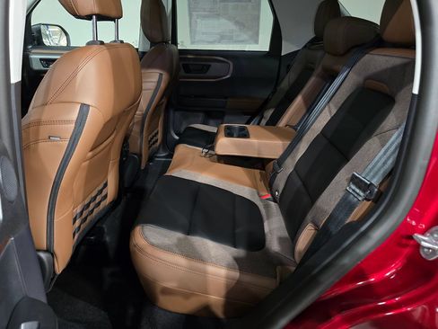 New 2025 Ford Bronco Sport Outer Banks w/ Outer Banks Tech Package+ AWD/4WD image 34