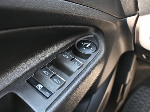 Used 2013 Ford Escape SEL FWD image 16