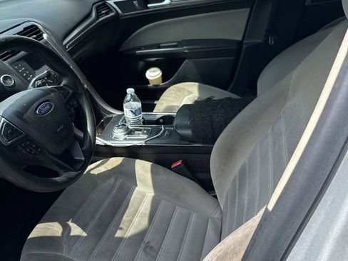 Used 2017 Ford Fusion S FWD image 9