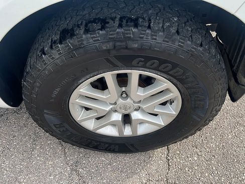 Used 2016 Nissan Frontier SV RWD image 29