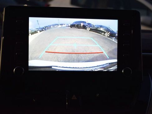 Used 2020 Toyota Corolla LE image 27