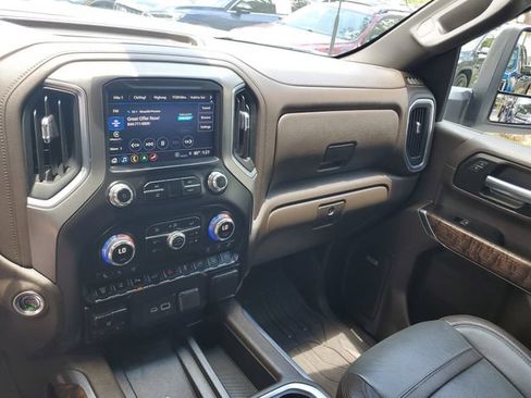 Used 2022 GMC Sierra 2500 Denali w/ Denali Ultimate Package AWD/4WD image 28