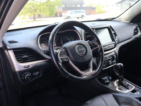 Used 2014 Jeep Cherokee Limited AWD/4WD image 15