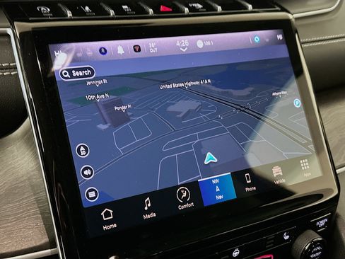 Used 2023 Jeep Grand Cherokee L Limited image 22