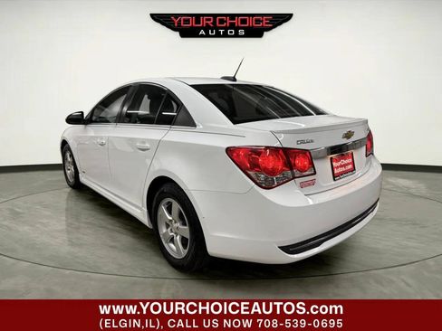 Used 2016 Chevrolet Cruze LT FWD image 3