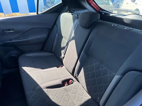 Used 2020 Nissan Kicks SV FWD image 33