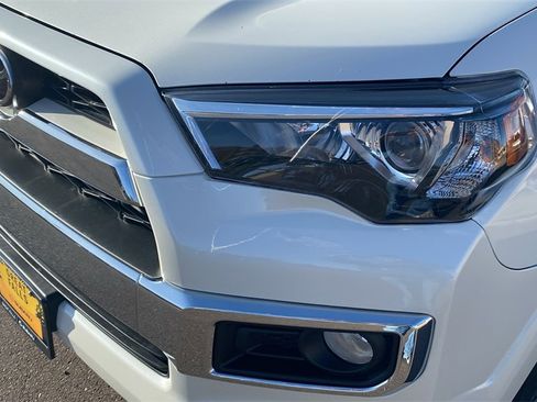 Used 2019 Toyota 4Runner Limited image 9