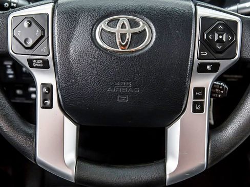 Used 2018 Toyota Tundra SR5 w/ SR5 Upgrade Package image 27