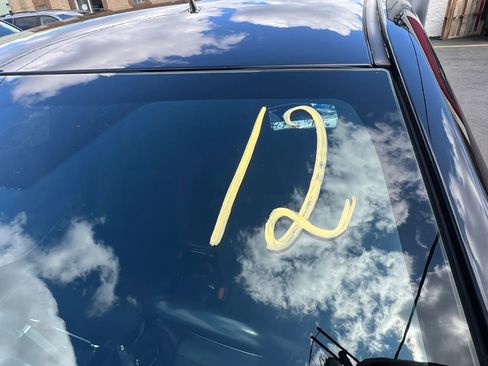 Used 2020 Toyota Corolla SE image 33