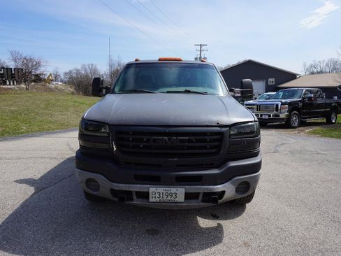 Used 2004 GMC Sierra 3500 4x4 Extended Cab w/ Heavy-Duty Power Package image 12