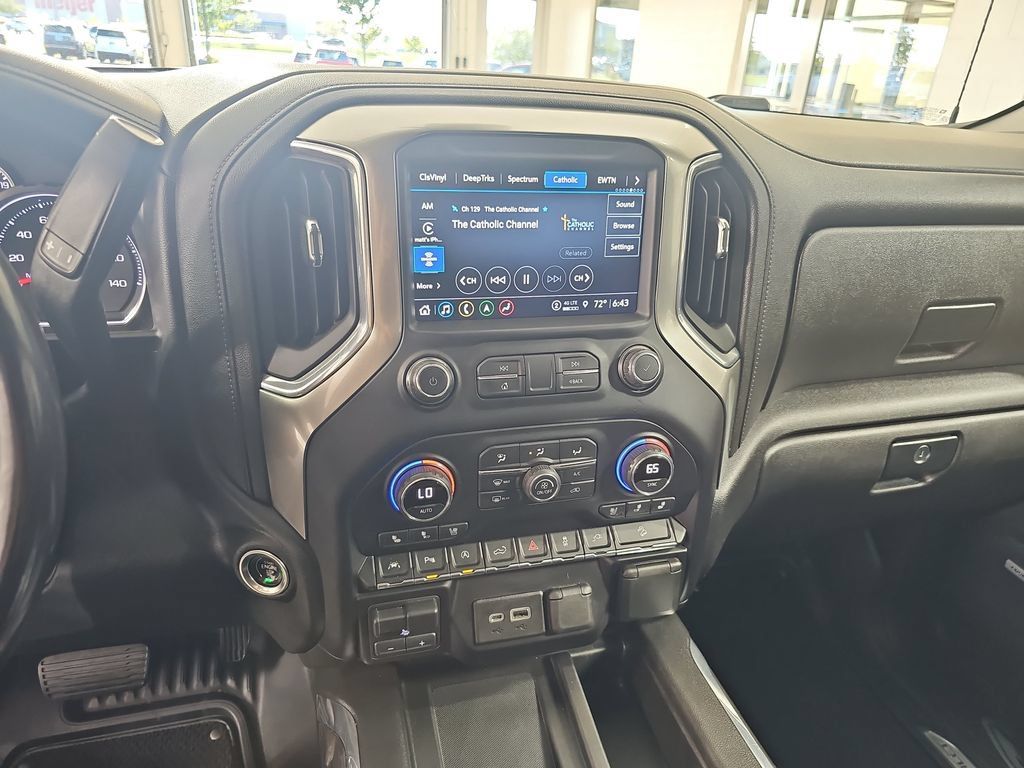 Certified 2021 Chevrolet Silverado 1500 LTZ w/ LTZ Premium Package AWD/4WD image 25