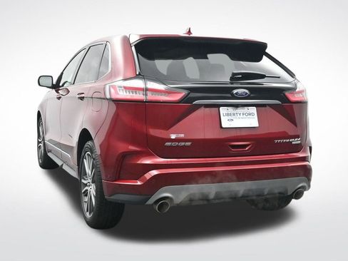 Used 2019 Ford Edge Titanium w/ Equipment Group 301A image 9