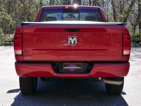 Used 2018 RAM 1500 Express image 12