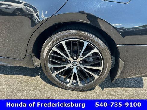 Used 2019 Toyota Camry SE FWD image 31