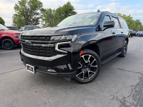 Used 2021 Chevrolet Suburban RST w/ Luxury Package AWD/4WD image 1