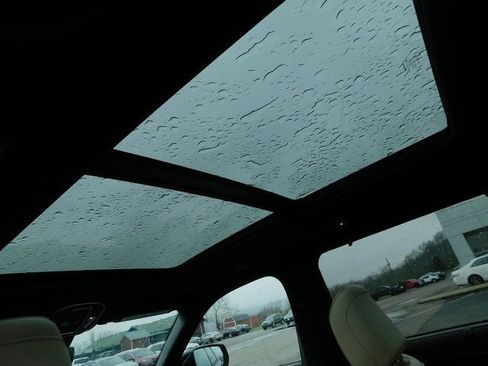 Used 2024 Jeep Grand Cherokee L Limited w/ Luxury Tech Group II image 25