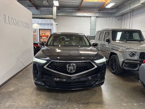 Used 2023 Acura MDX FWD w/ Technology Package image 2