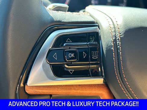 Used 2025 Jeep Grand Cherokee Summit AWD/4WD image 25