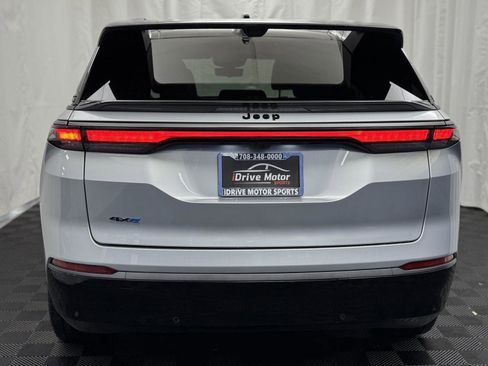 Used 2024 Jeep Wagoneer Launch Edition image 13