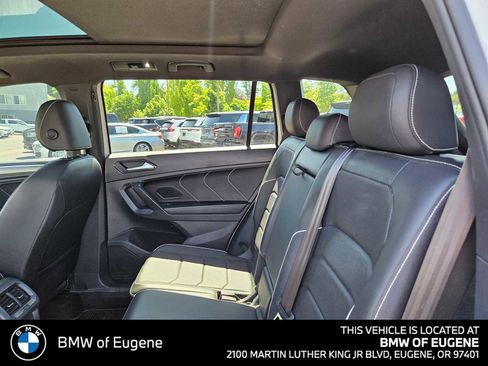 Used 2022 Volkswagen Tiguan SEL R-Line AWD/4WD image 20